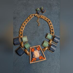 Elegant Gold and Blue Necklace 17 Inch Set